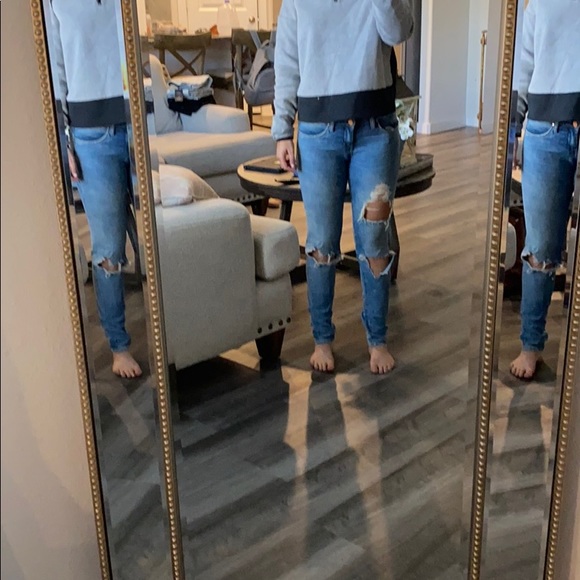 Blank NYC distressed jeans - Picture 3 of 3